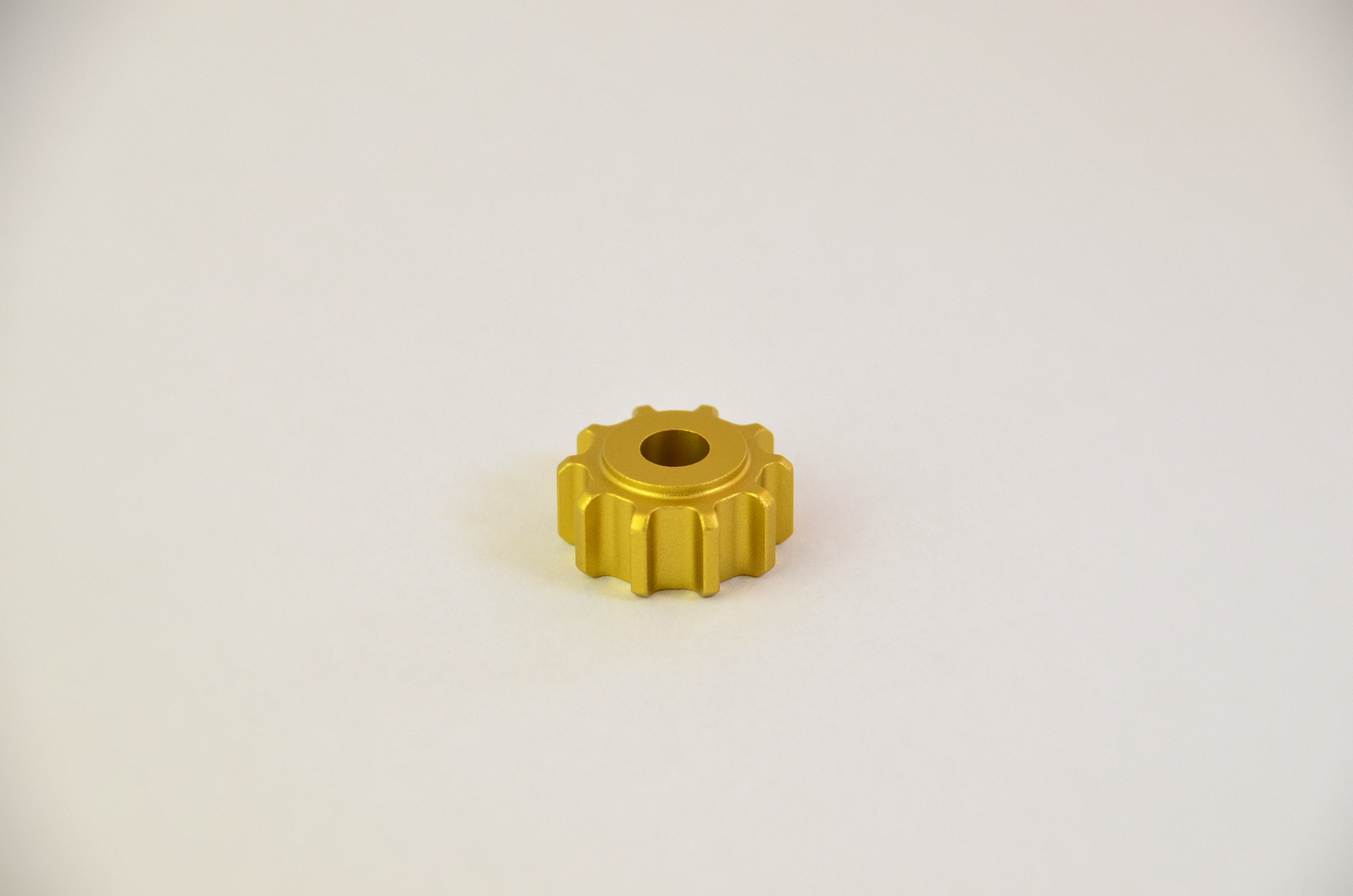 Coloured anodized aluminium rotary knob designed for use with the MF1 DIY project. Front view.