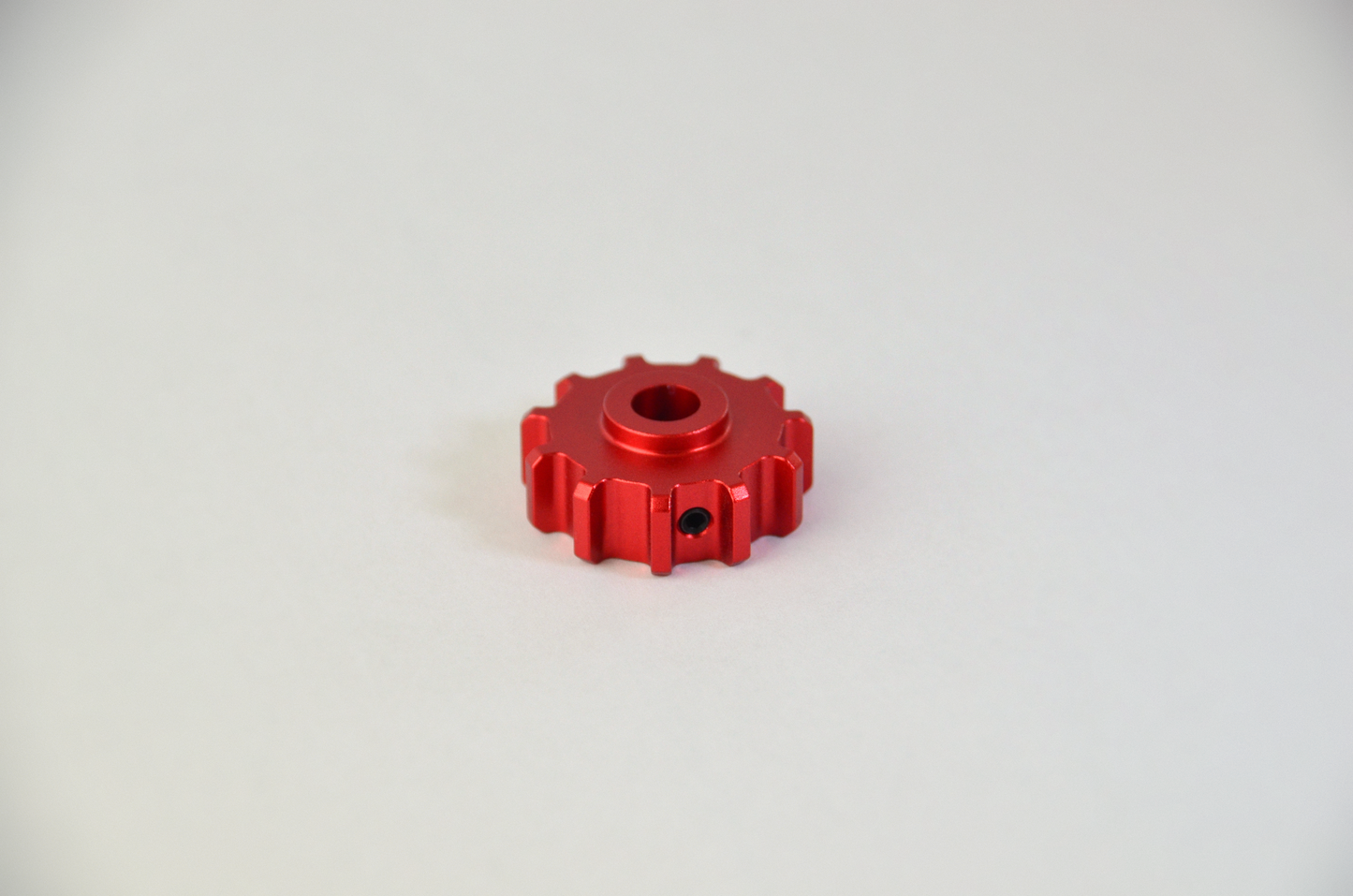 Coloured anodized aluminium rotary knob designed for use with the MF1 DIY project. Front view.
